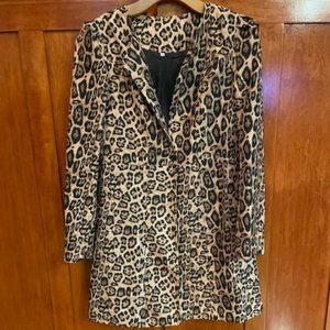 Leopard trench duster